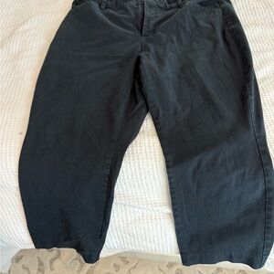 Old Navy Black High-Rise Curvy Pixie Pants